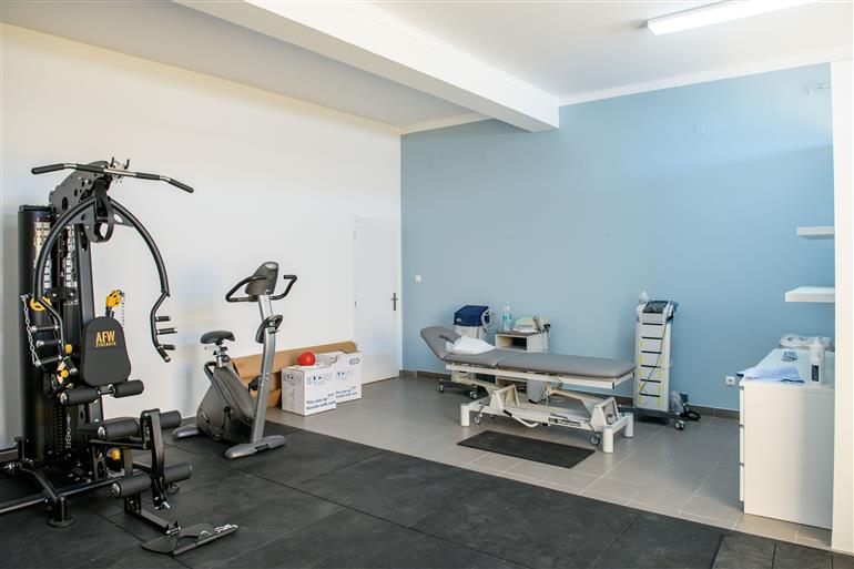 Sala de Fisioterapia no Clube Praia de Milfontes